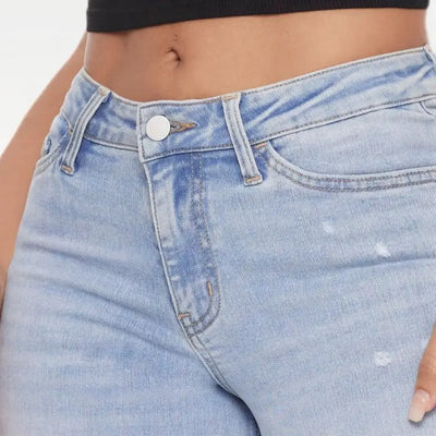 Elvara™ Mid-low Rise BBL Jeans